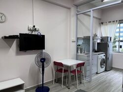 Verdun Road (D8), Apartment #502593841